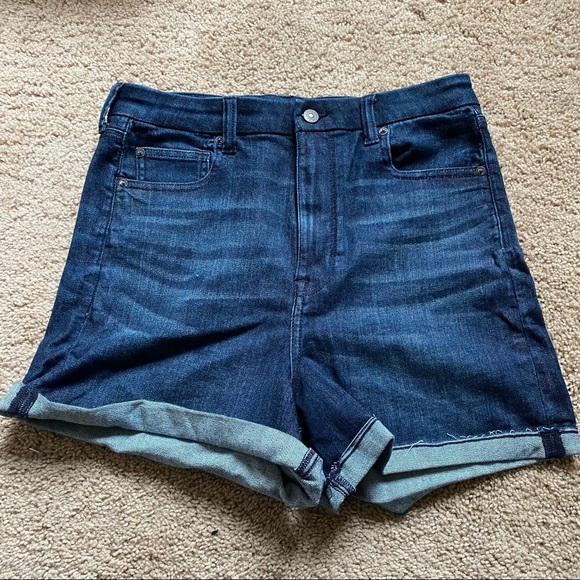 American Eagle Outfitters Pants - Curvy High-Rise Shorts